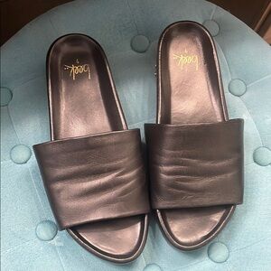 Beek Pelican Leather Platform Sandal